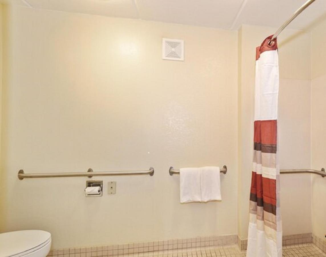 Red Roof Inn Akron Luaran gambar